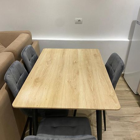 Apartaments Rraku Sarandë 外观 照片