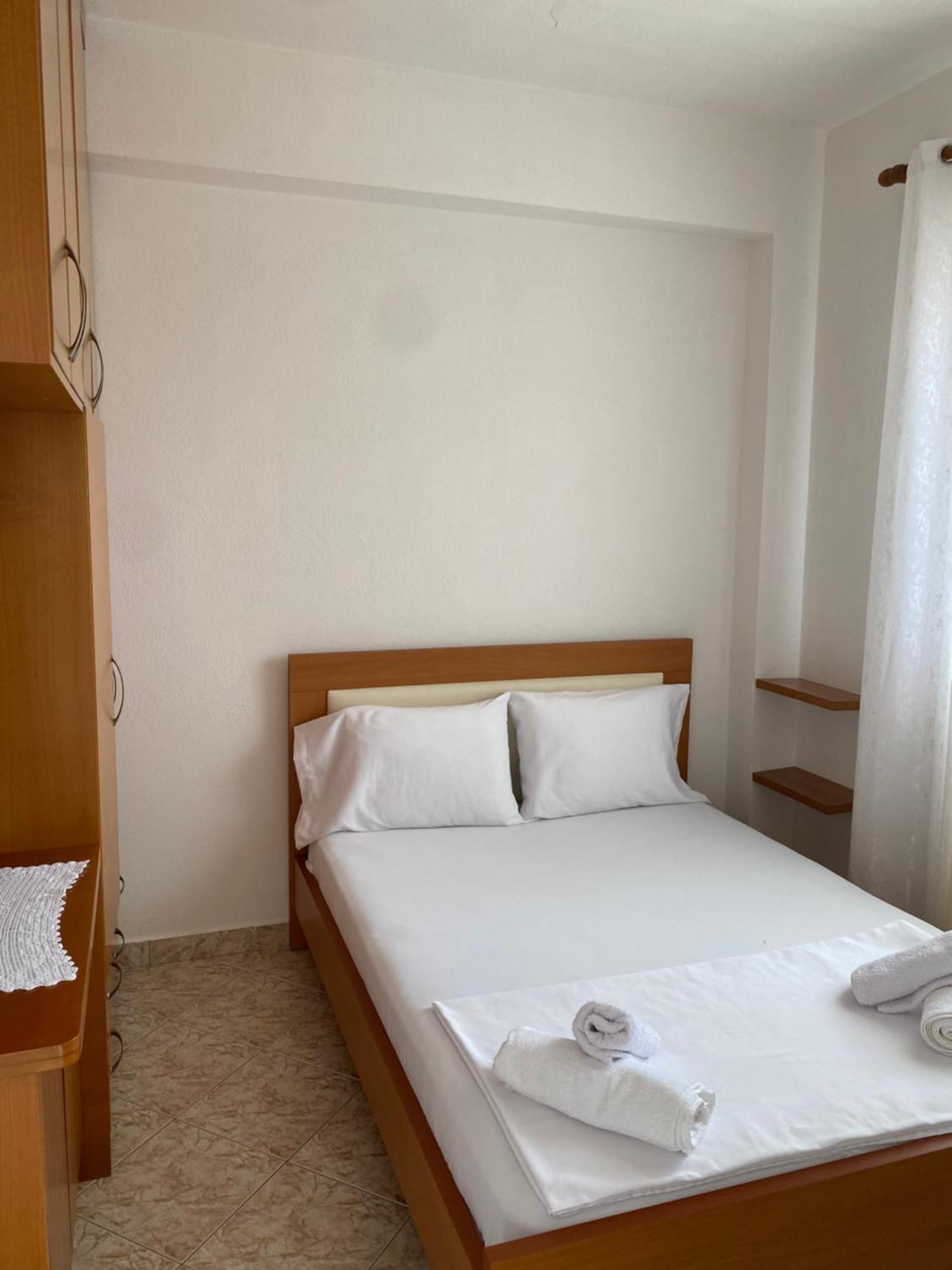 Apartaments Rraku Sarandë 外观 照片