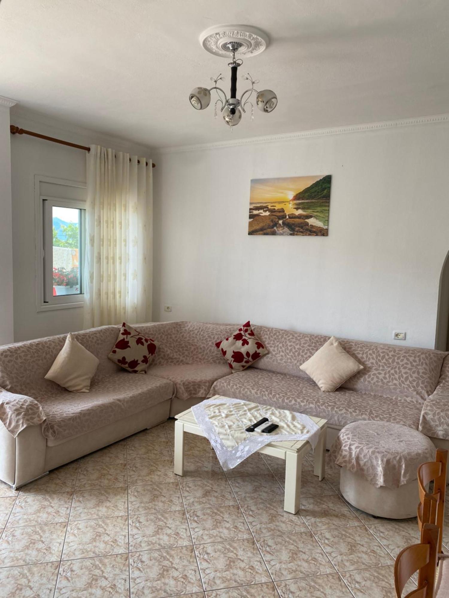 Apartaments Rraku Sarandë 外观 照片