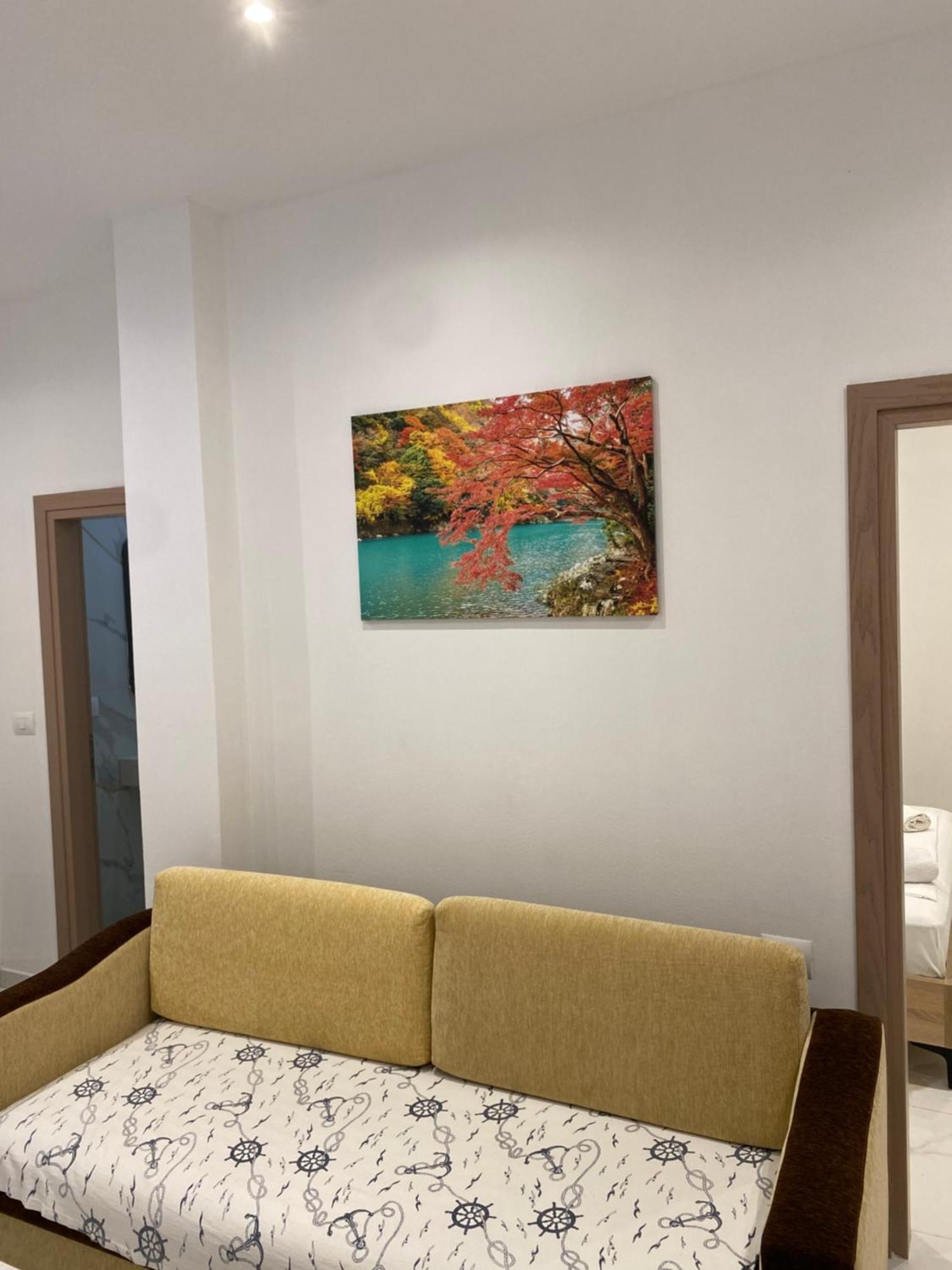 Apartaments Rraku Sarandë 外观 照片