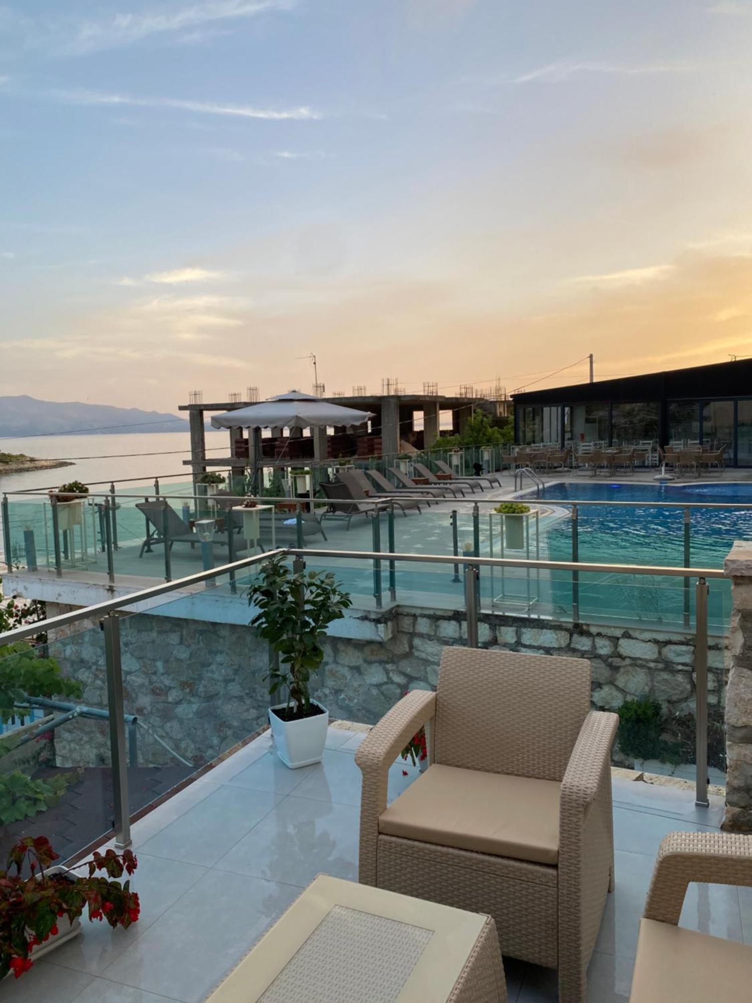 Apartaments Rraku Sarandë 外观 照片