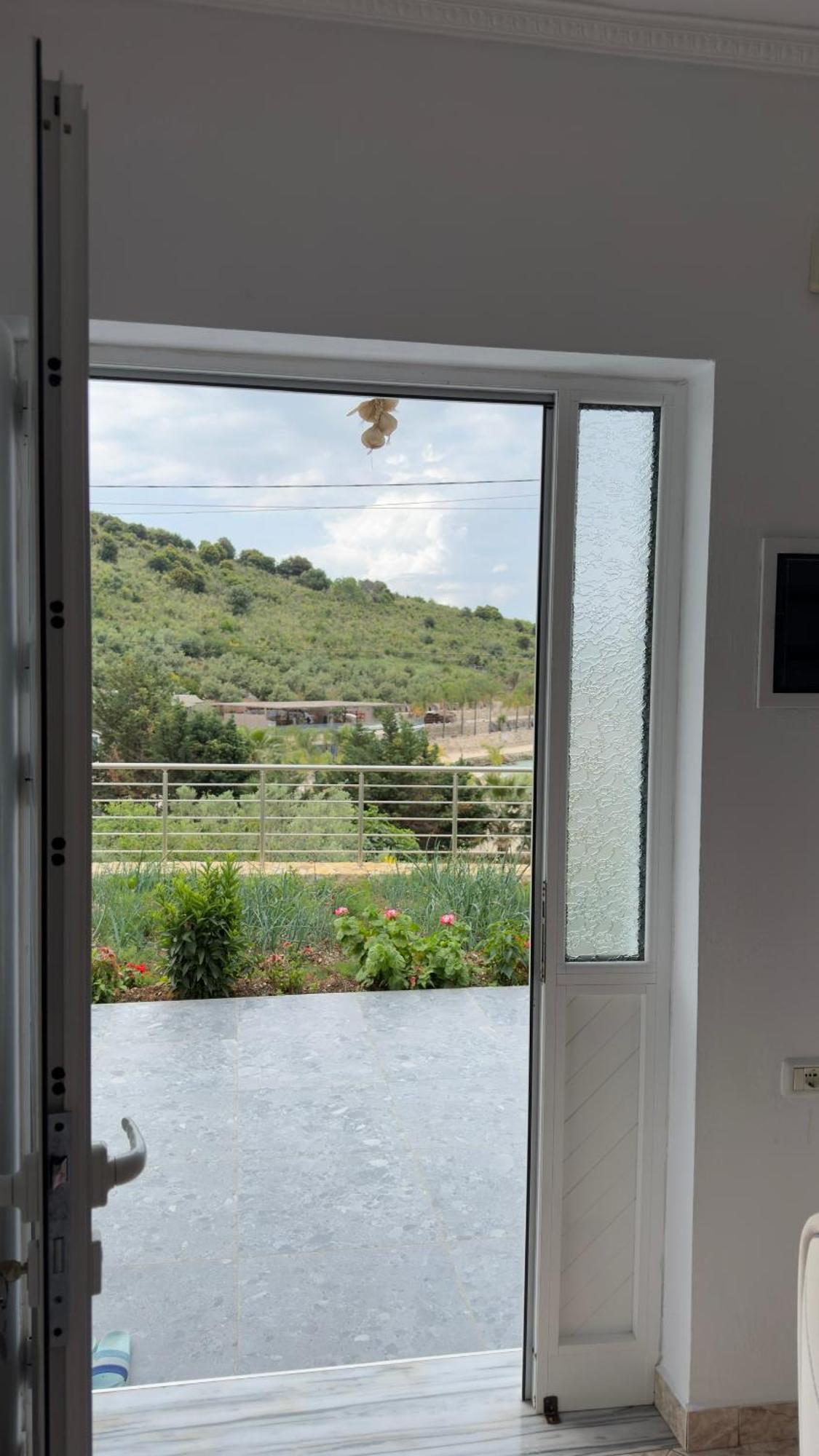 Apartaments Rraku Sarandë 外观 照片